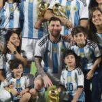 Messi y sus compañeros campeones en familia
