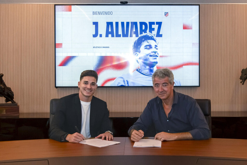 Julián Álvarez promete esforzarse "al máxima" para darle títulos al Atlético de Madrid 1 Julian Alvarez Atletico de Madrid