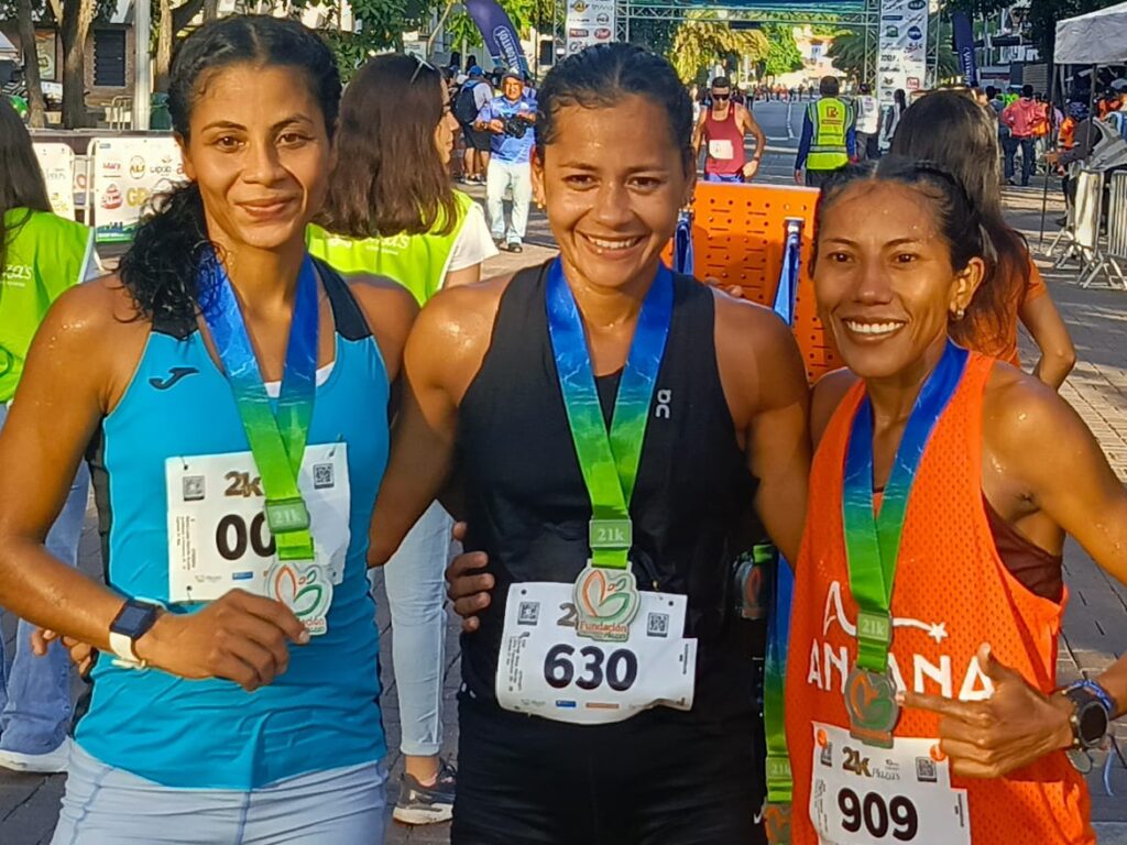 Whinton Palma y Edymar Brea ganaron la media maratón de Plaza´s 1 Edymar en 21K de Plaza´s