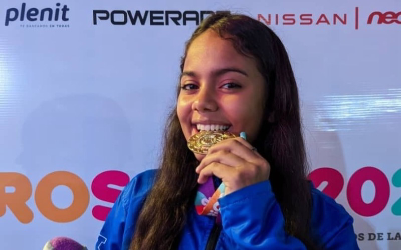 Esgrimista Victoria Guerrero - Campeona mundial por Venezuela