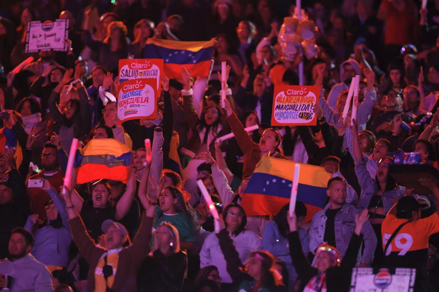 Venezolanos fueron a ver a George Harris