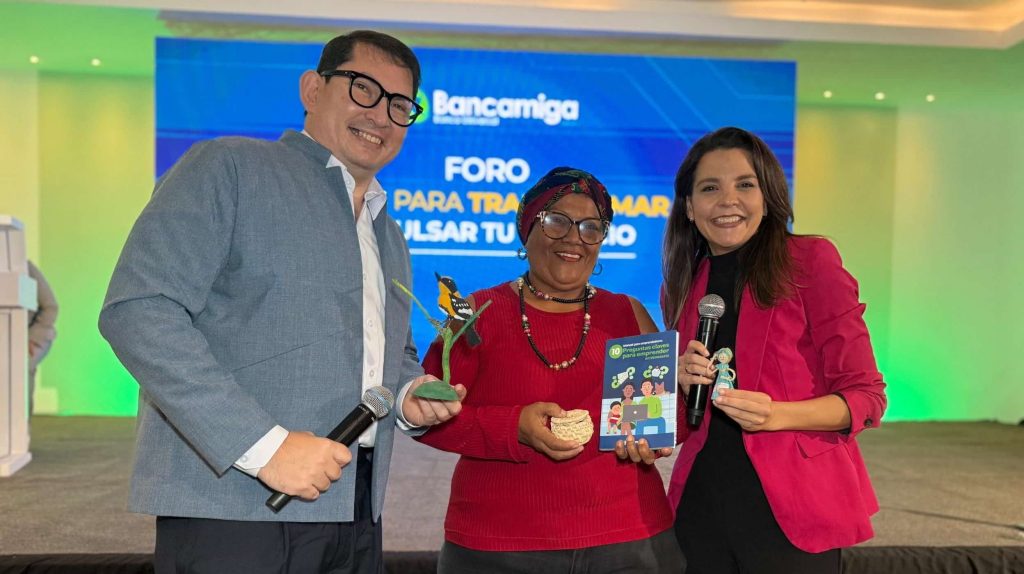 Expositores y emprendedor Para acompanar texto