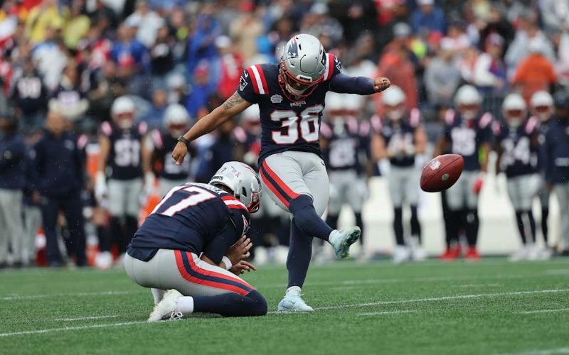 Andres-Borregales-NFL