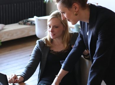 cowomen YqBORf3ggKA unsplash