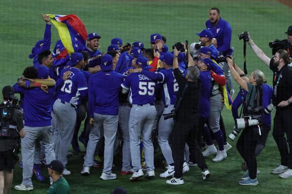 Día Nacional de Béisbol - Team Béisbol Venezuela