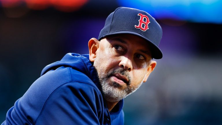 Alex Cora - MLB