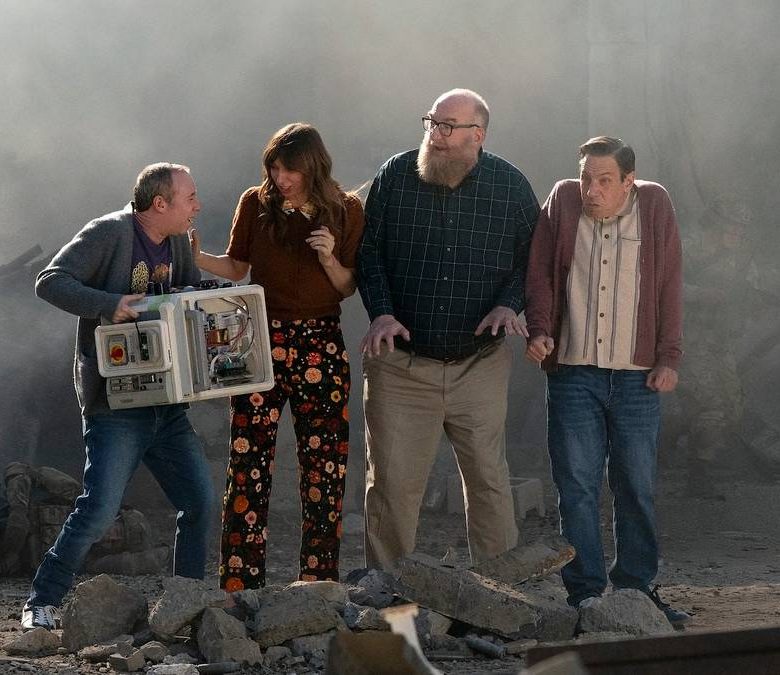 Stuart Fails to Save the Universe (2)