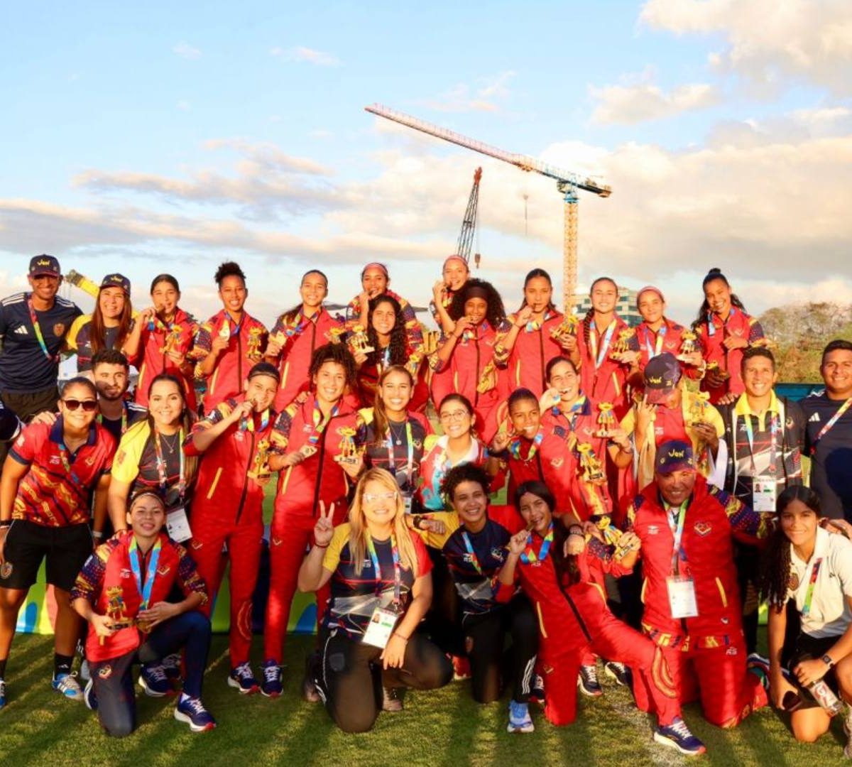 Vinotinto Femenina Sub-17 - FVF