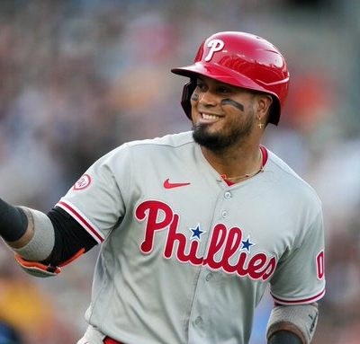 Luis Arráez - MLB
