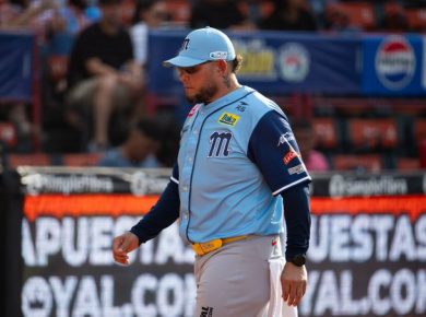 Yadier Molina - Navegantes del Magallanes